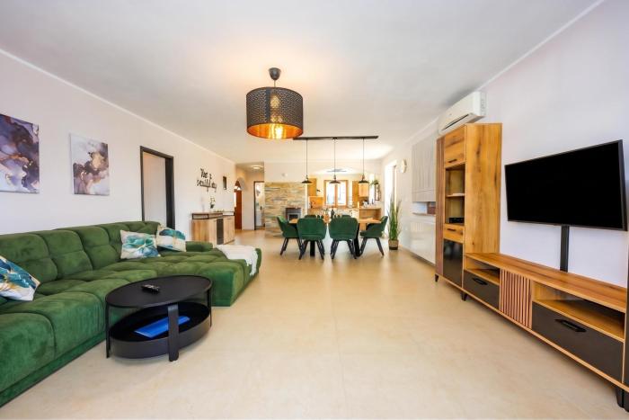Double D Modern Family Apartment near Koper - Happy Rentals