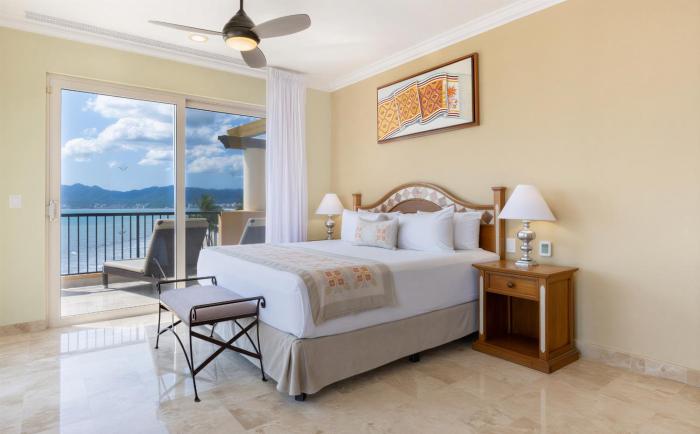 Three Bedroom Suite - Villa del Palmar Flamingos