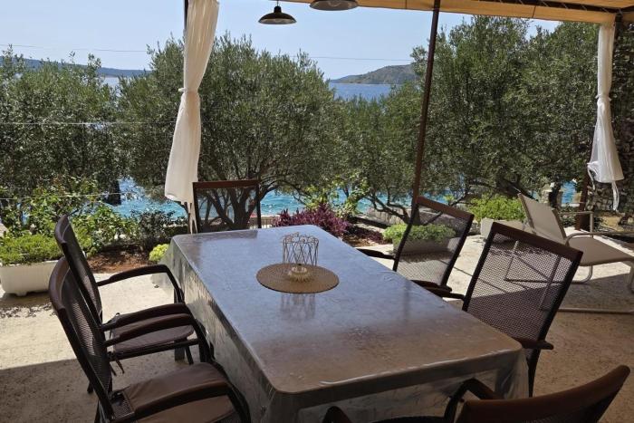 Apartments by the sea Okrug Donji, Ciovo - 17078