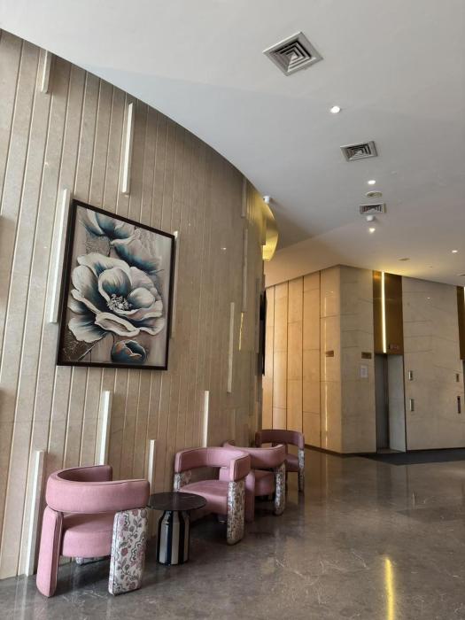 Majestic stay at Supernova Half day 11am-6pm