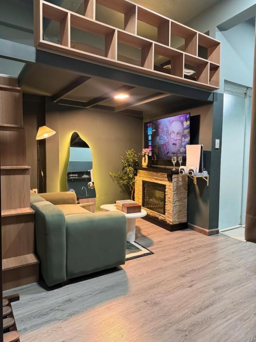 Àla Homestay Hàng Xanh near Landmark 81