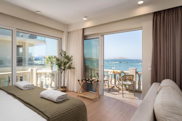 Delia Seafront Suite