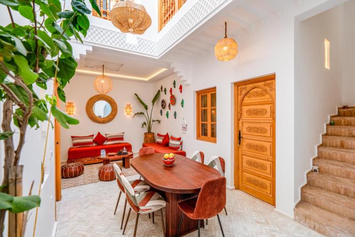 Riad Ambre dOrient, Rooftop Pool Oasis