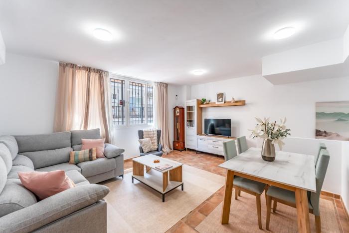 2 bed Duplex in Los Boliches – Modern Comfort - Pass the Keys