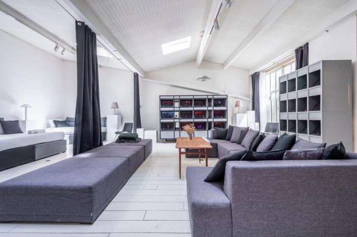 Spacious 4 Bedroom Parisian Retreat Near Gare Nord