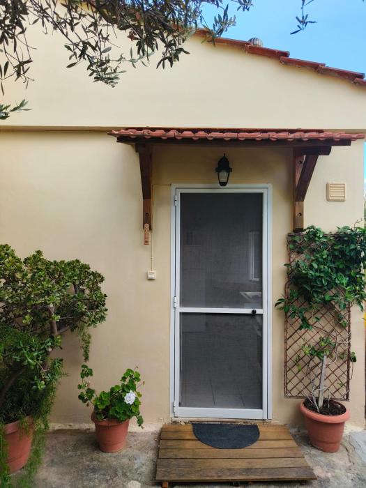 Lefkis country house Heraklion Crete
