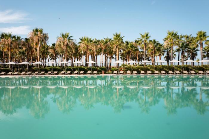 Wine & Books by the Sea, Algarve Resort