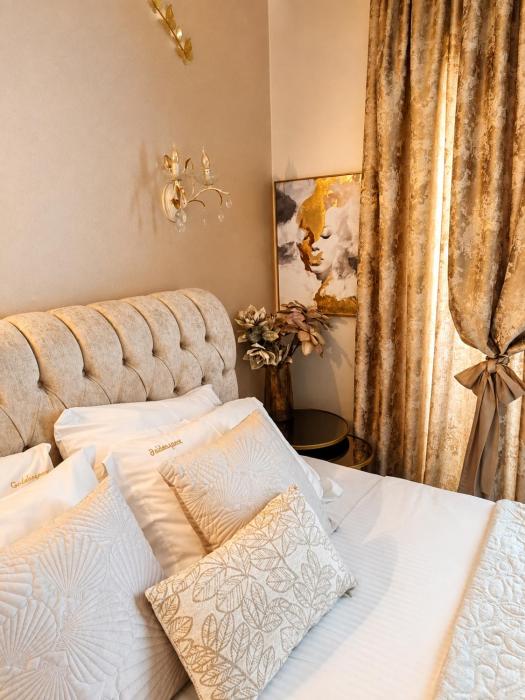 GOLDENSPACE by Evagelias Homes Volos