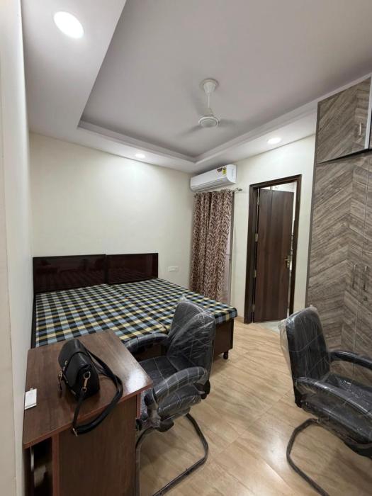 Medical Stay Near BLK-Max Hospital