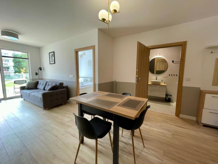 Przy Basenie - jacuzzi, sauny, sala zabaw, do plaży 400m płaskie dojście