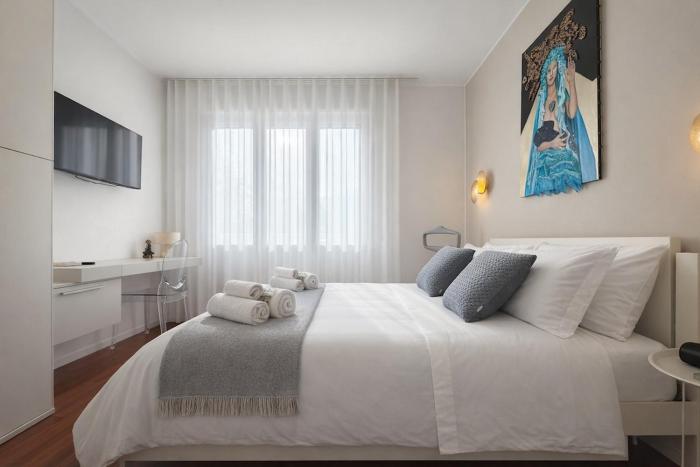 Stylish Milan Retreat at Pop Apartment Portaluppi