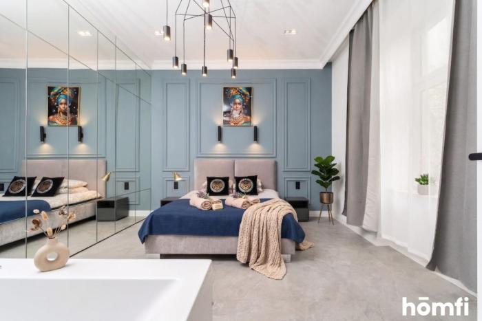 Aura Jacuzzi Suite - homfi Collection