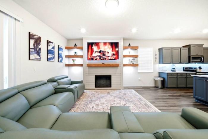7 Bd 5 Ba Windsor Cay 15996 Sc