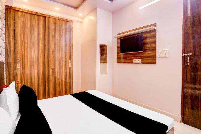 Hotel O RealOne Residency