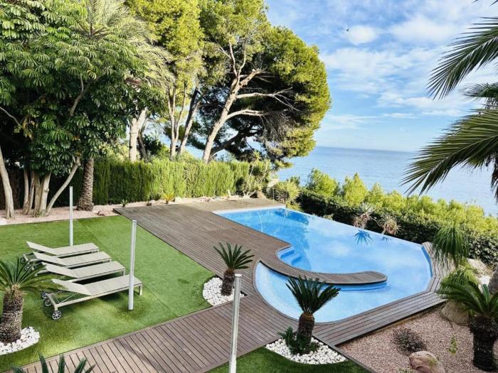 Exclusive Private Paradise on the Waterfront Calpe