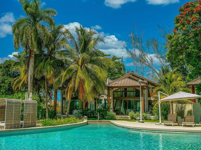 Bessa Living Ocean View 2BR Villa Beach Access U52
