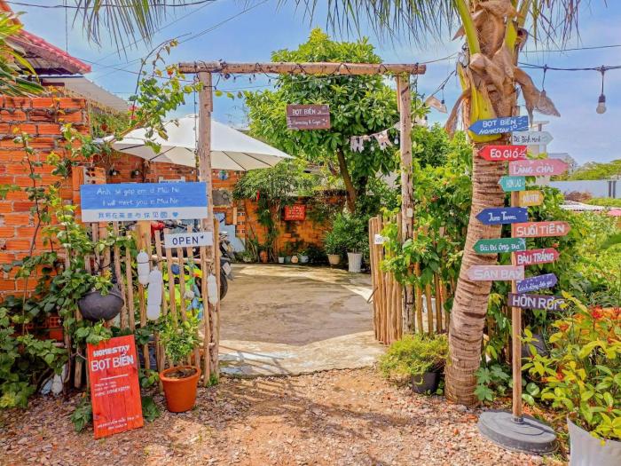 Bọt Biển Homestay Mũi Né