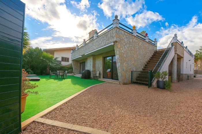 Moderne Villa in der Nähe vom Sandstrandes Playa de Muro