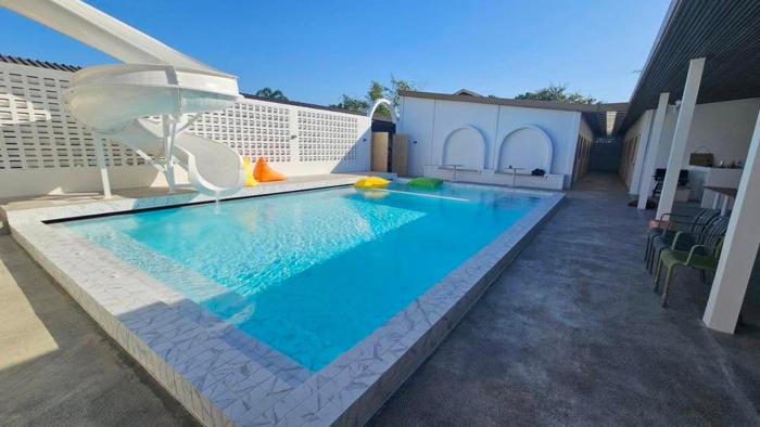 REVANA Poolvilla