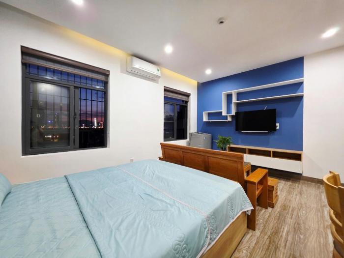Monarchy Da Nang Apartment Han Riverfront, Euro Villa View, Next to Starbucks 402