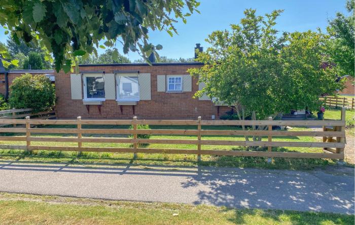 3 Bedroom Cozy Home In Mönsterås