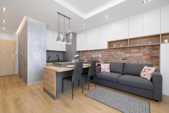 Modern Studio with Balcony Mogilska Tower Krakow by Solarento