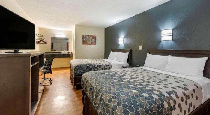 Quality Inn & Suites Columbus West