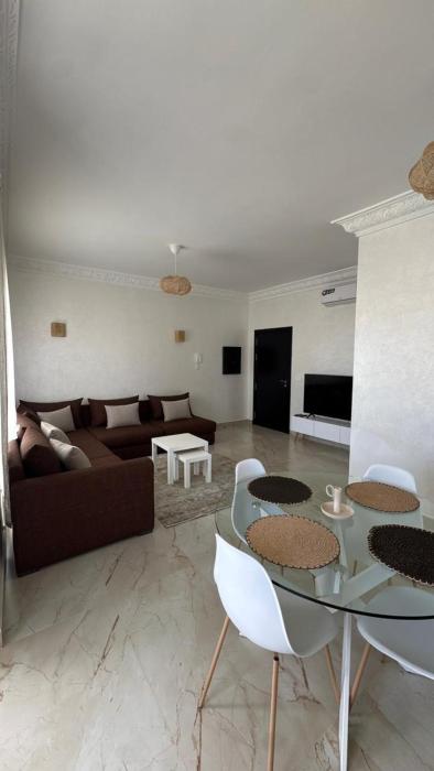 Elegant apartment in Asilah with Pool and 5 min to sea