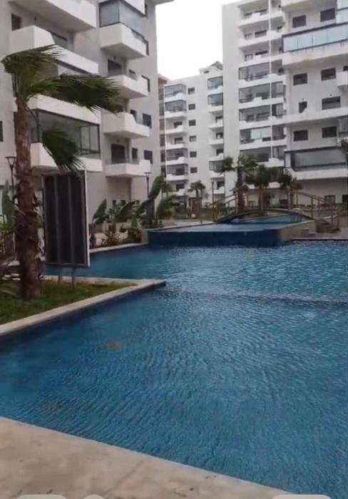 OCEAN PARK , fully furnished one bedroom flat nearby paloma beach for families and married couples only للعائلات و المتزوجين فقط , with free access to the swimming pool in the compound