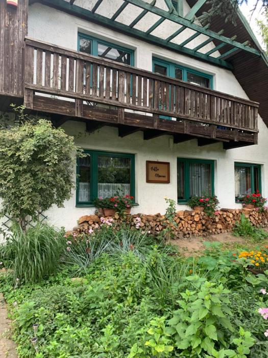 Luxus Apartment in Villa MACZAN with Breakfast and Relax-Garden