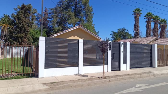 Casa Nueva con Amplio Estacionamiento Privado 3D 2B