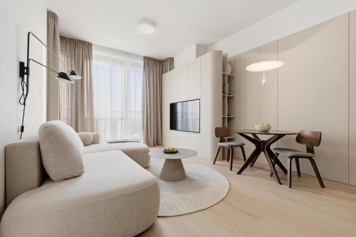 Eurovea Tower Apartment, 36th Floor, Castle View & Free Parking