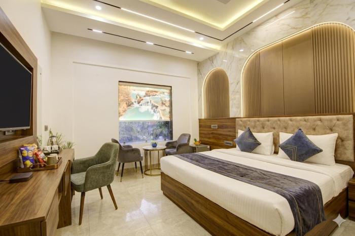 Hotel Sudeer Palace