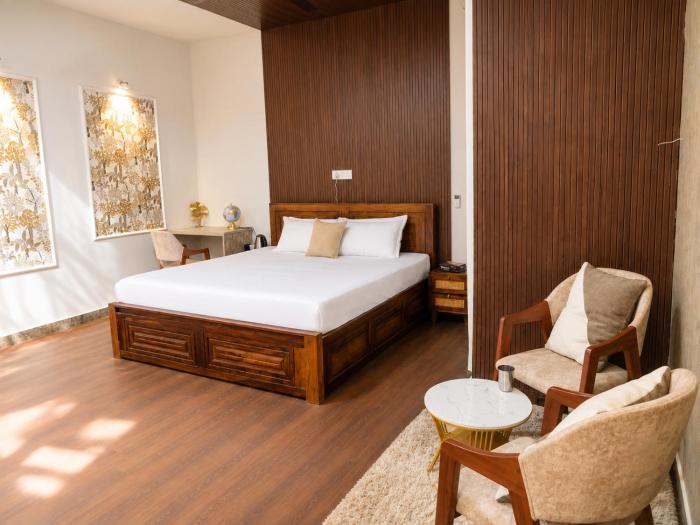 Cozy 2 BHK Private apartment in city