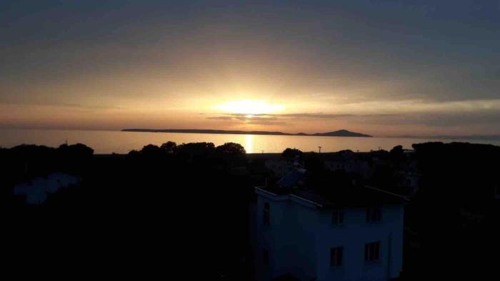 3 km from Bozcaada pier, in touch with nature