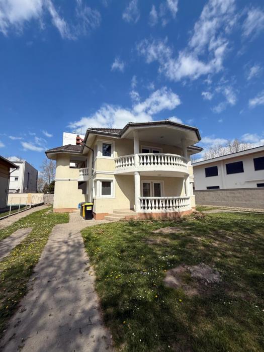 Yellow Sun 2 Apartman