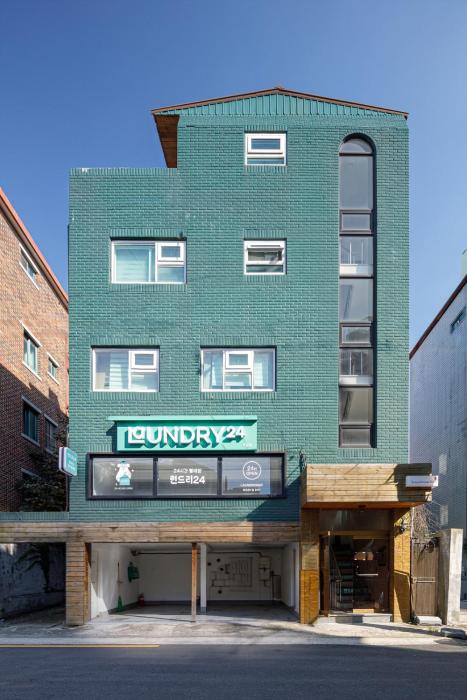 Huayuanhouse HQ in hongdae