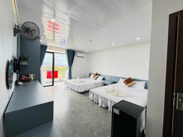 KHÁCH SẠN YẾN VIỆT Thiên Cầm