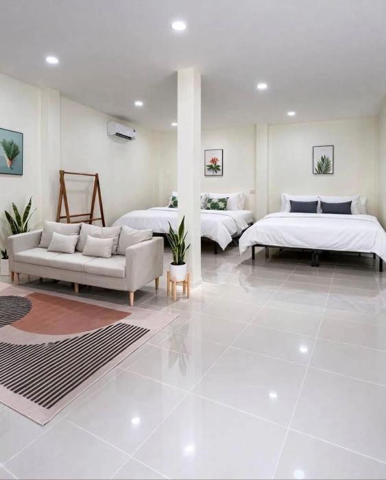 Modern Tropical Villa Up to 10 Guests