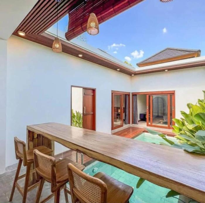 Canggu Tropic Villa 2BR Private Pool Retreat