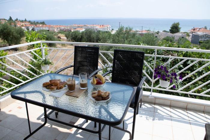 Sea view apartment Gerakini