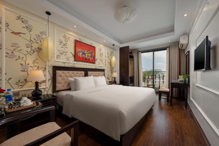 Golden Legend Boutique Hotel