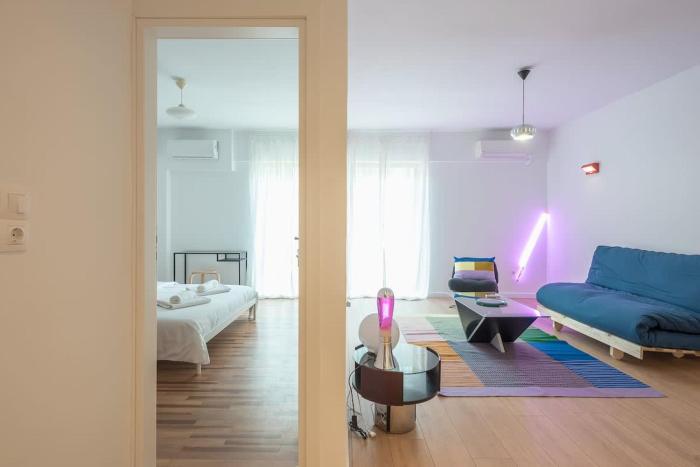 Zen Bright, Exarchia