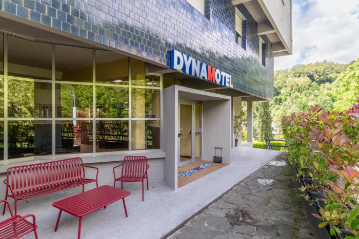Dynamotel