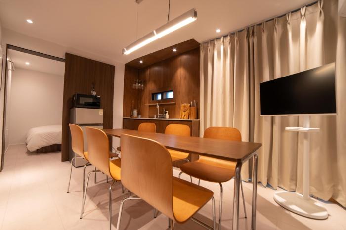 ChillStay Hongdae #AREX 1min