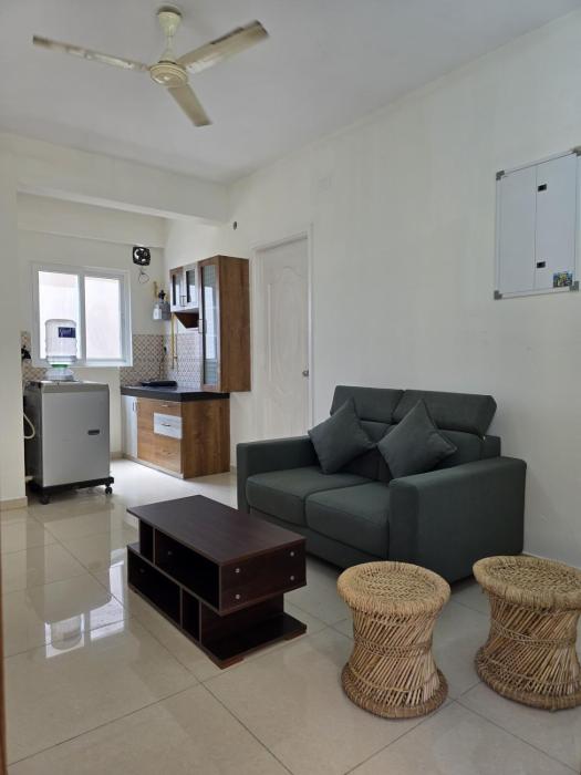 Cozy High-Rise Pad Minutes to Kovalam Beach