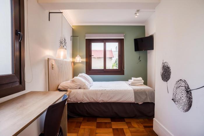Style and Comfort in Providencia Ideal for 2