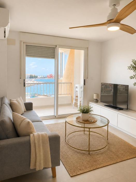 Nuestro primer apartamento en la playa
