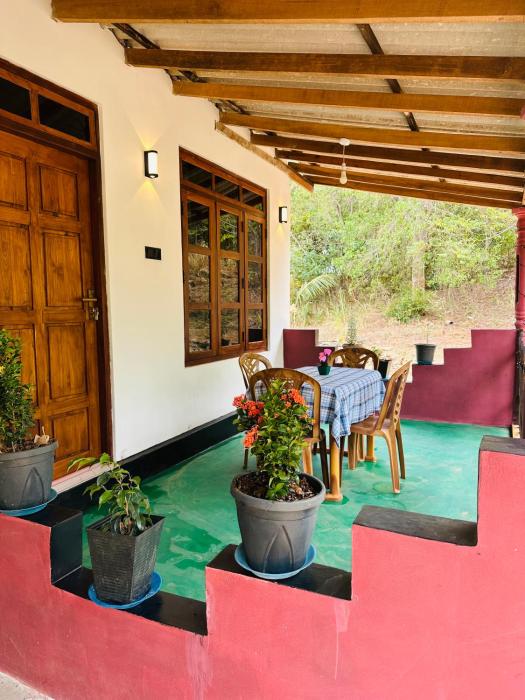 Lake side homestay Sigiriya