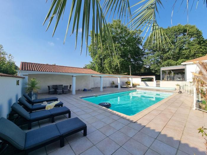 Le Clos des Loups - PISCINE proche Les Sables dOlonne